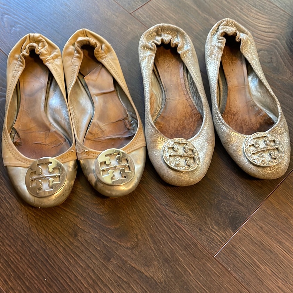 2 pairs of Authentic silver and tan Tory Burch Flats size 7.5